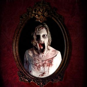 bloody mary mirror prop